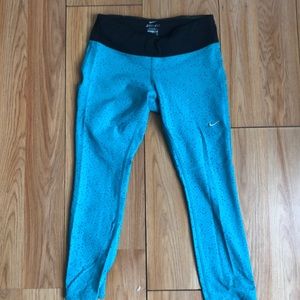 Nike cropped legging